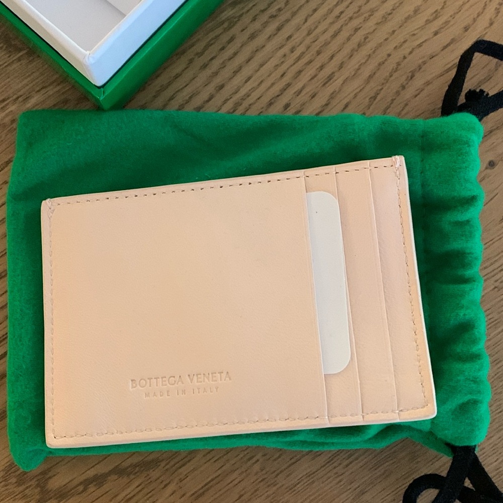 NWOT Bottega Veneta Card Holder